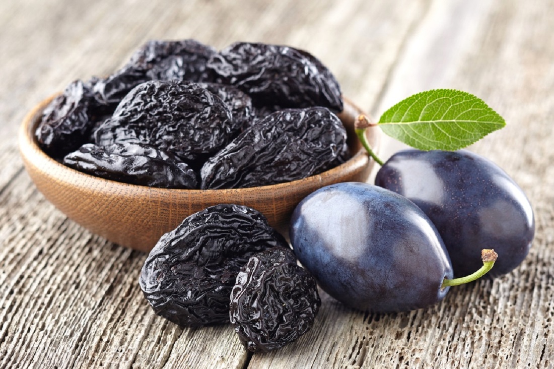What to cook with prunes